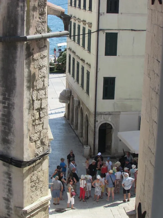 فندق مبيت وإفطار مبيت وإفطار Split Palace Luxury Retreat